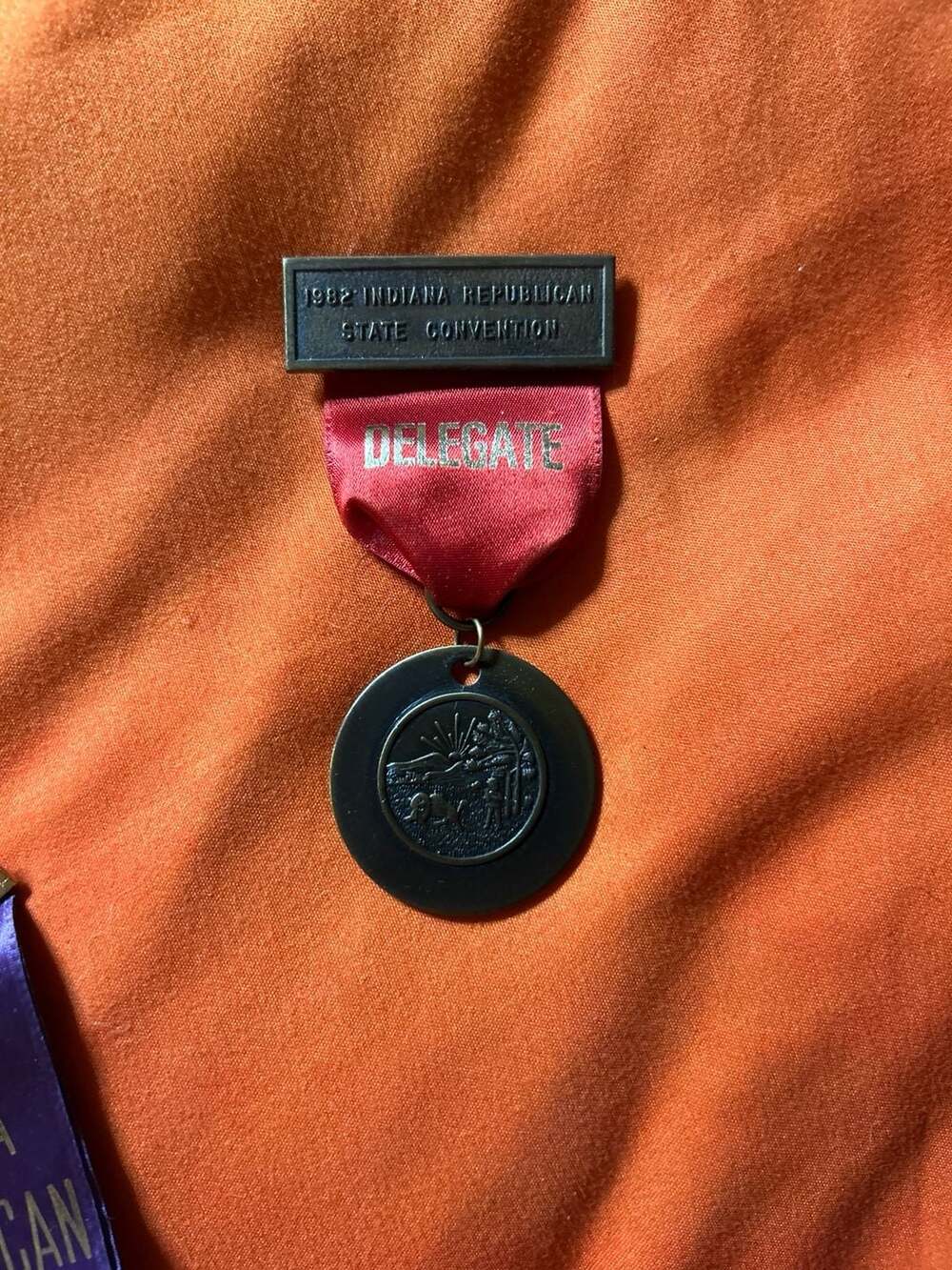Vintage 1982 Indiana Republican State Convention Delegate Pin Medal
